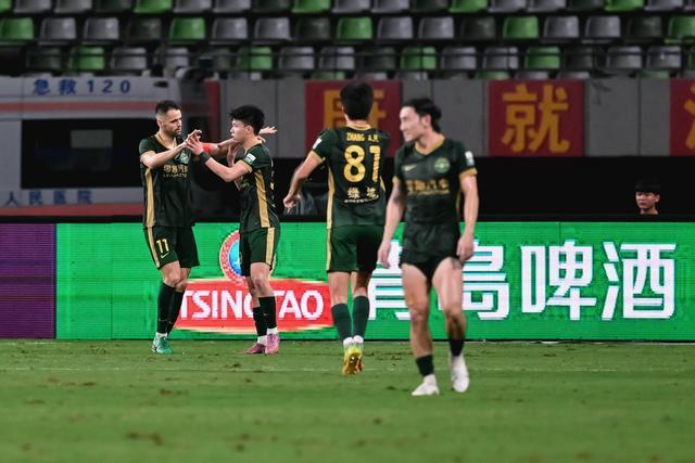 真人百家乐游戏-足球报：浙江队冲击前五决心不变 米特里策直飞青岛与球队会合