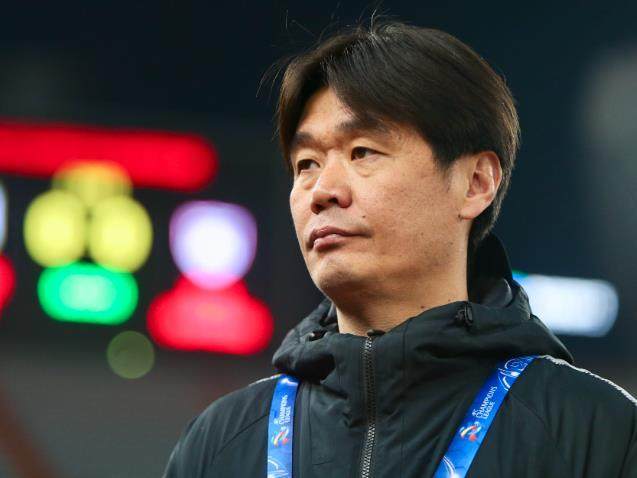 真人百家乐游戏-李霄鹏任沧州雄狮主帅 重回昔日缔造黑马奇迹之地